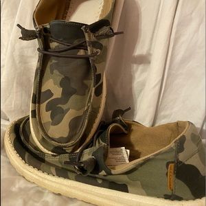 Women’s Camo HeyDudes